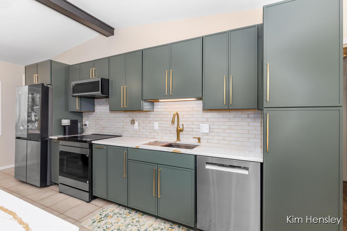Burton St Se, Grand Rapids, MI 49546