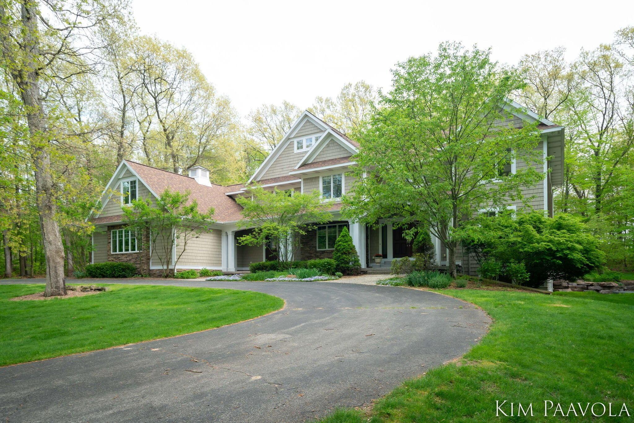 Pickford Dr Se, Ada, MI 49301