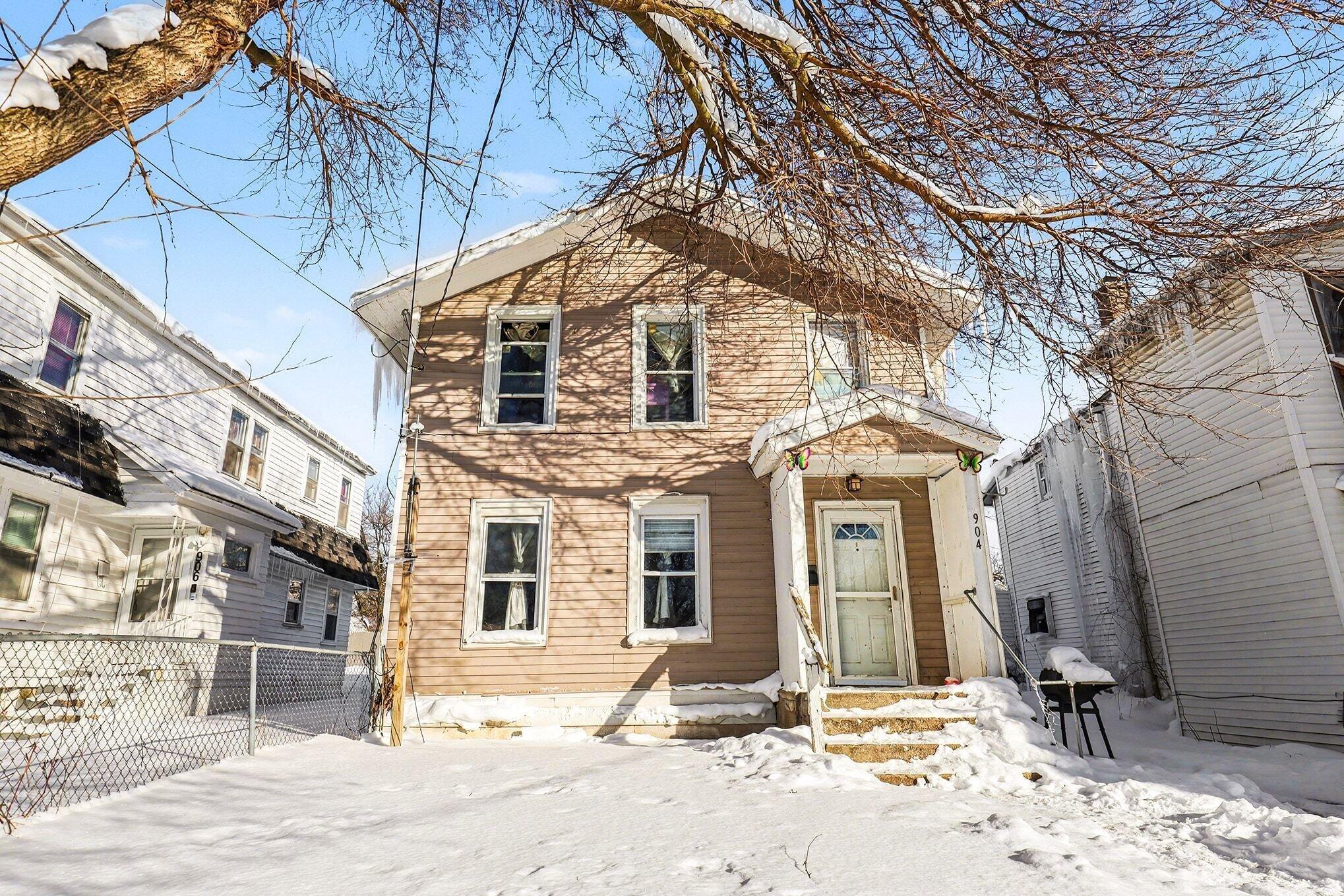 College Ave Ne, Grand Rapids, MI 49503