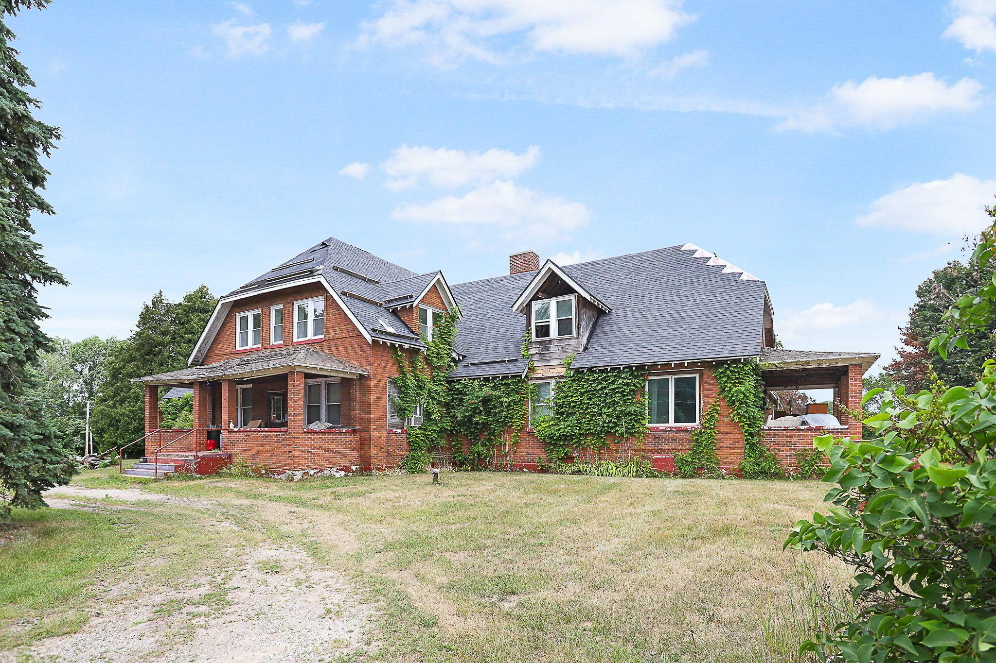 W Lever Rd, Hart, MI 49420