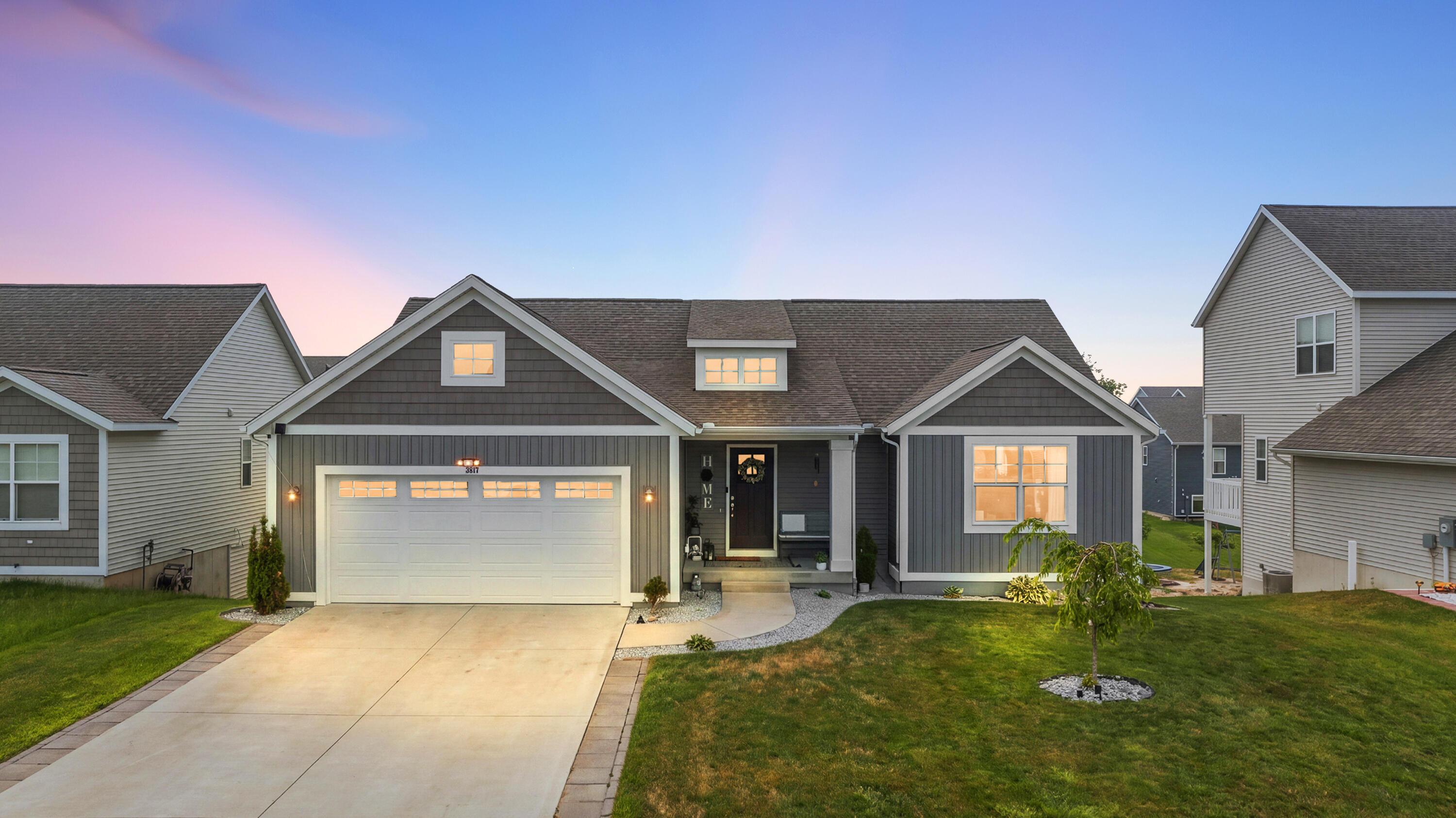 Elderberry Dr, Holland, MI 49424