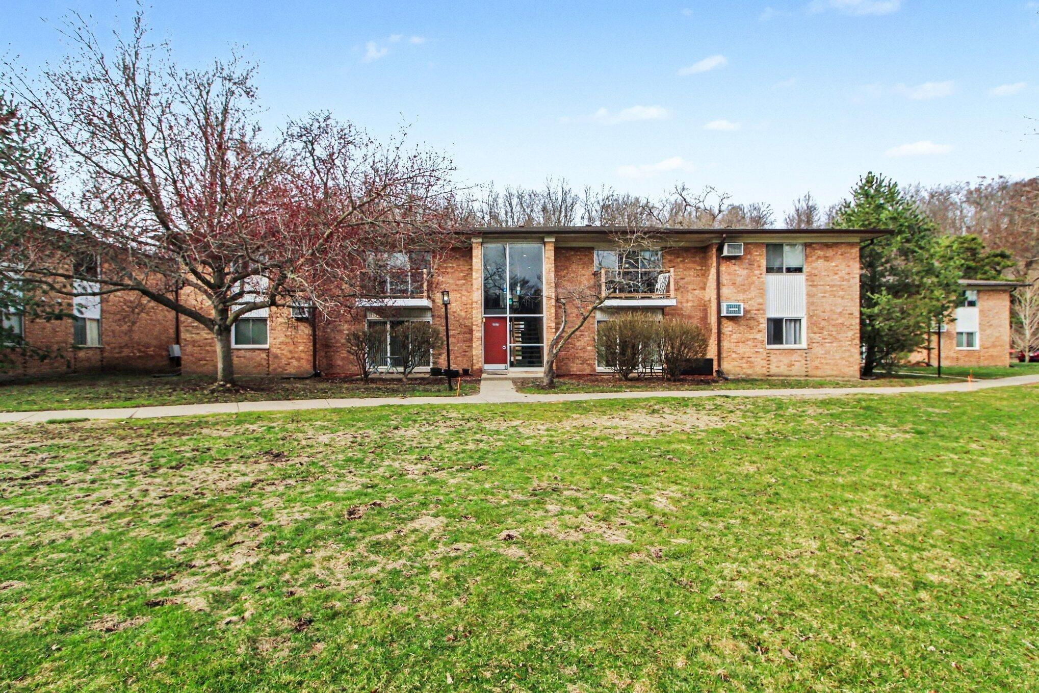 Island Dr, Ann Arbor, MI 48105