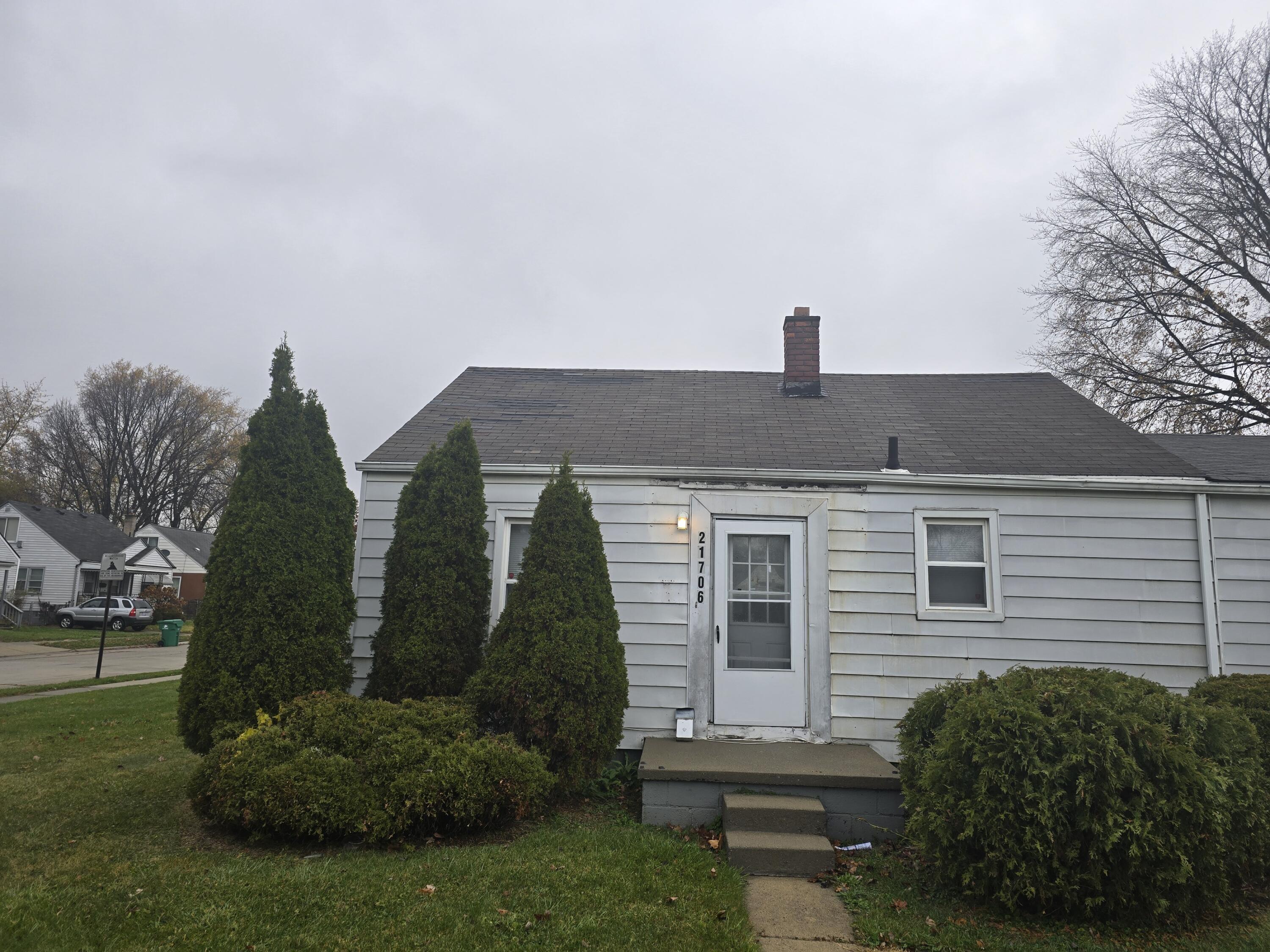 Rausch Ave, Eastpointe, MI 48021