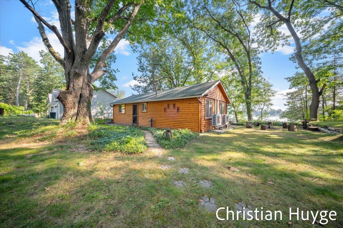 E 128th St, Sand Lake, MI 49343