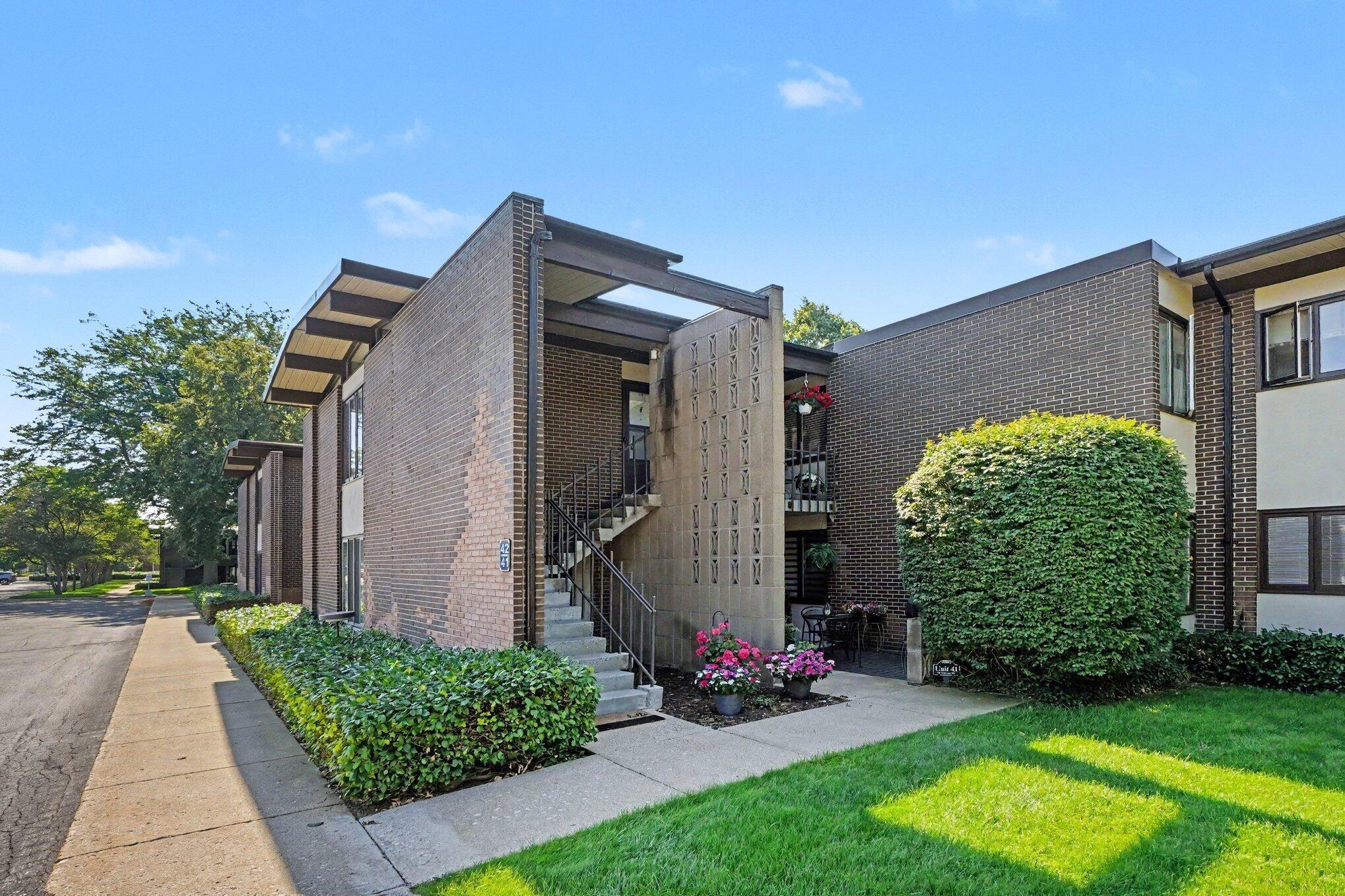 S Beacon Blvd, Grand Haven, MI 49417
