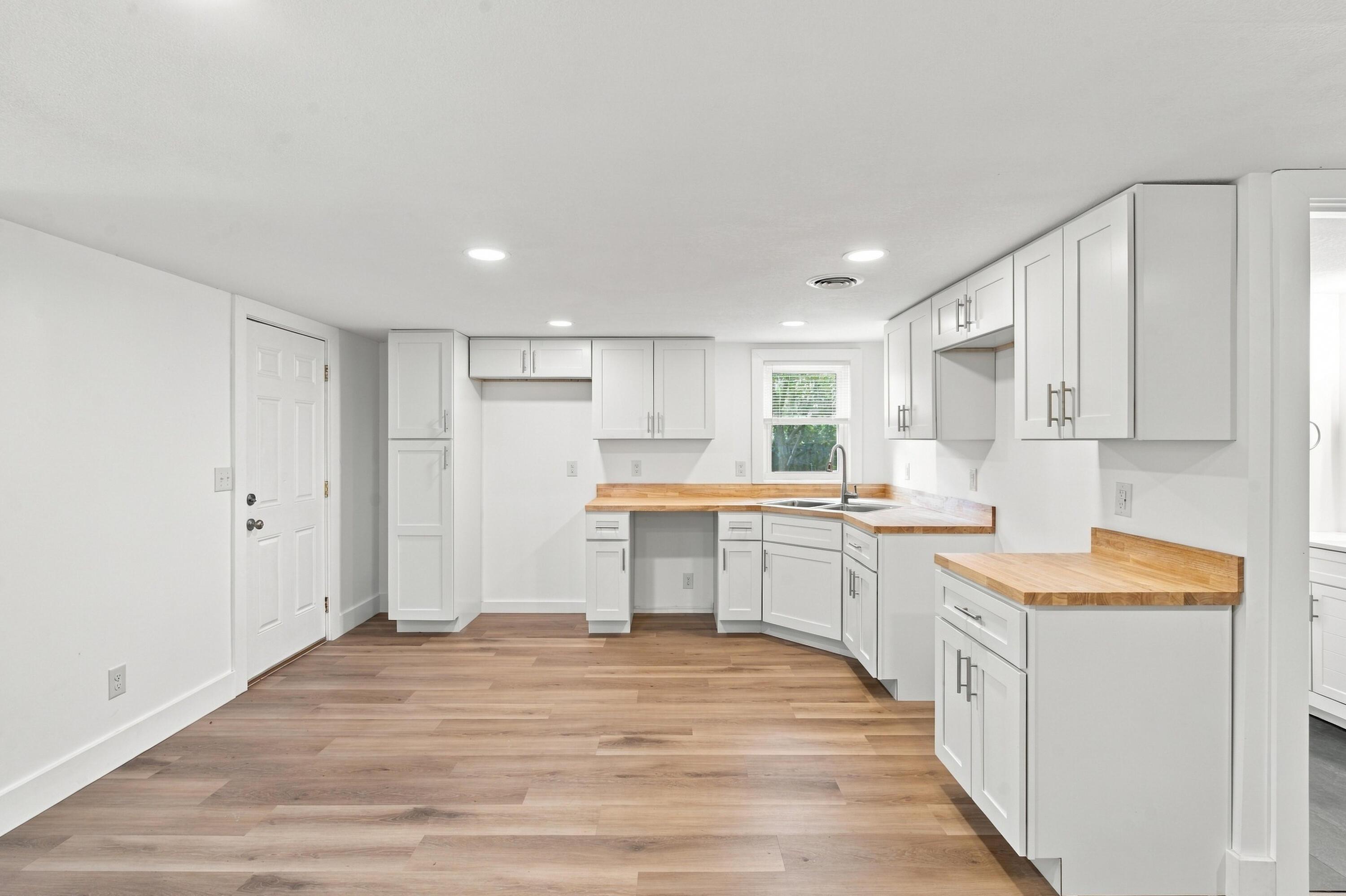 S 3rd St, Niles, MI 49120