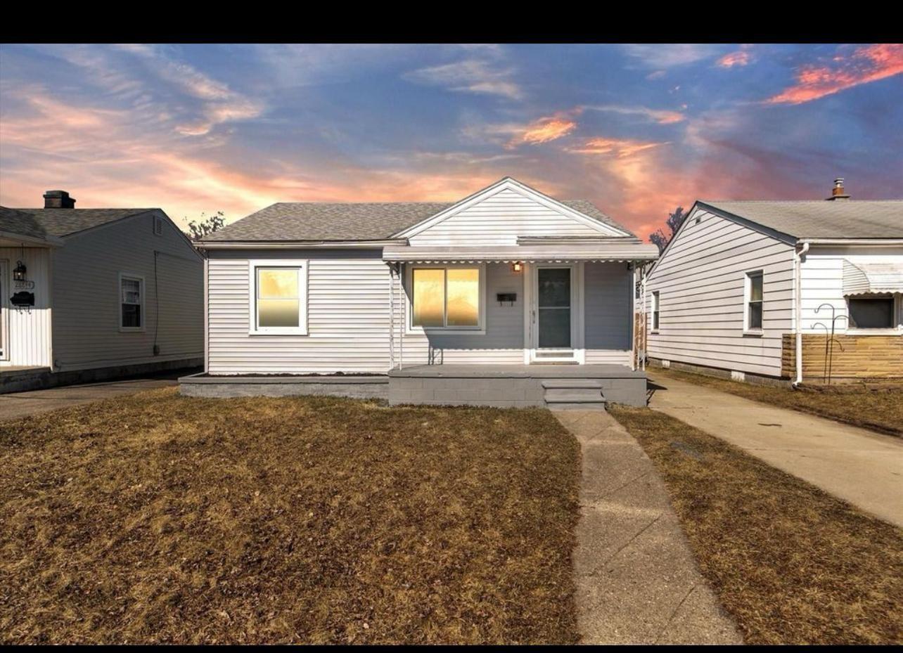 Block St, Garden City, MI 48135