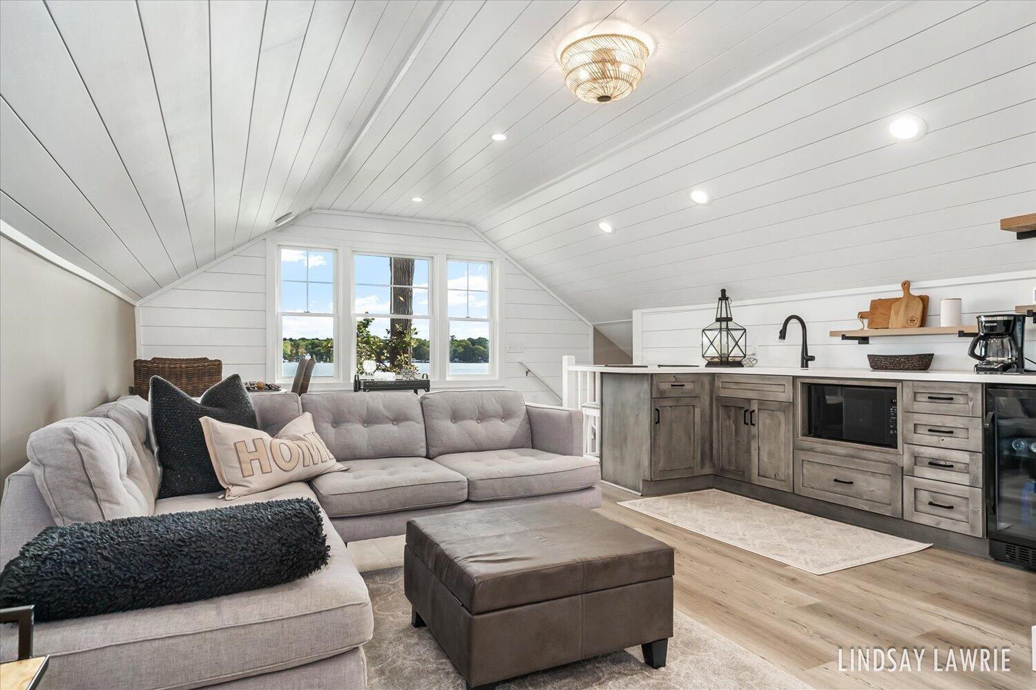 Elmwood Beach Rd, Middleville, MI 49333
