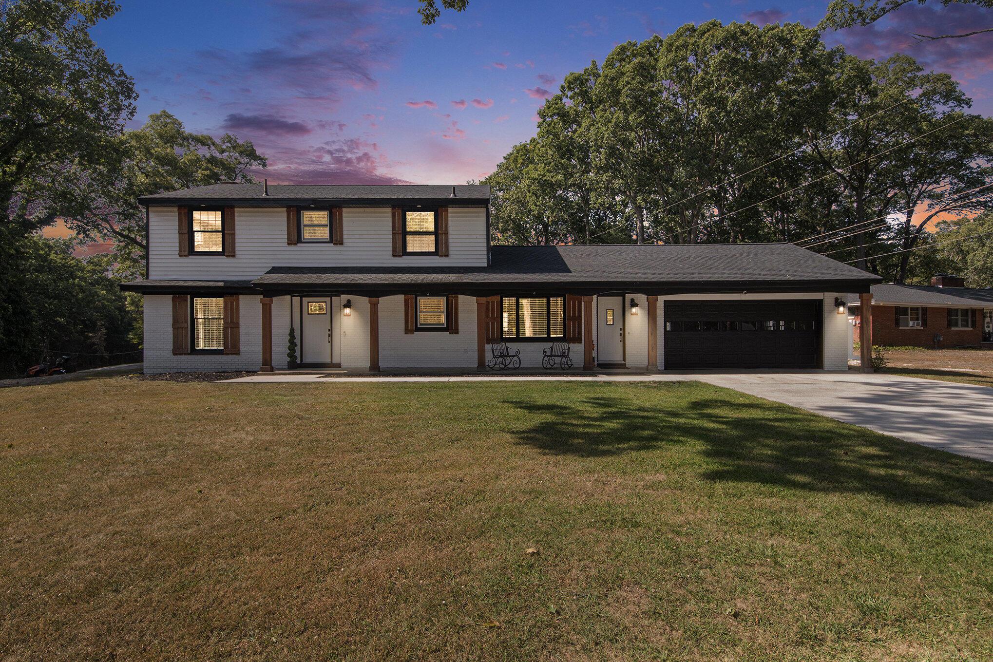 Quainton Rd, Norton Shores, MI 49441