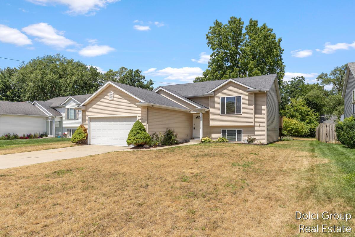 Regent St Se, Grand Rapids, MI 49548