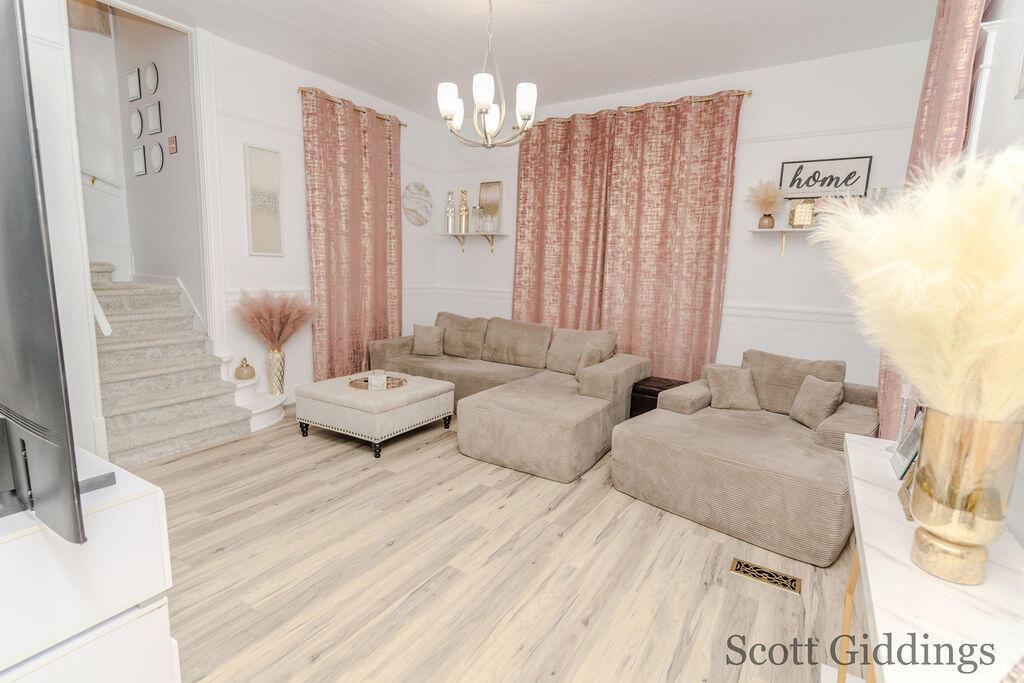 S Lincoln St, Stanton, MI 48888