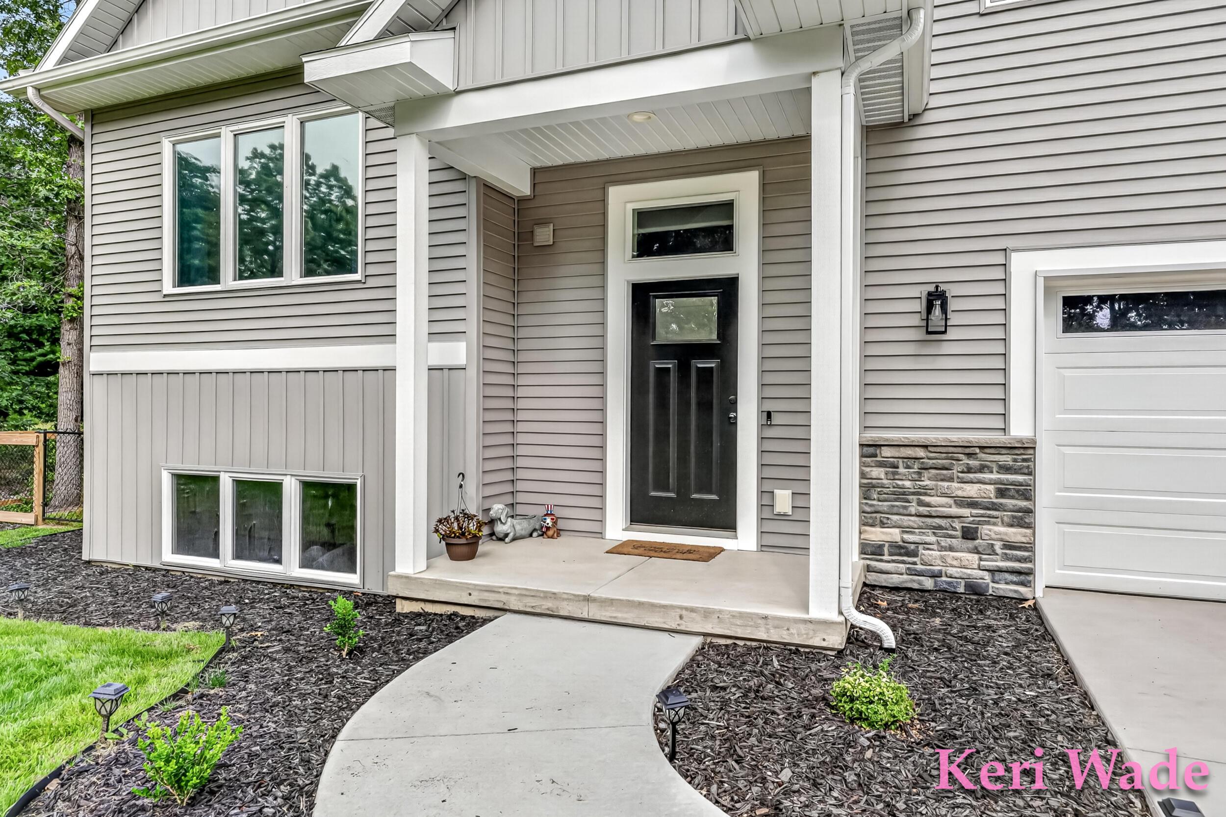 Chopin Dr, Muskegon, MI 49442