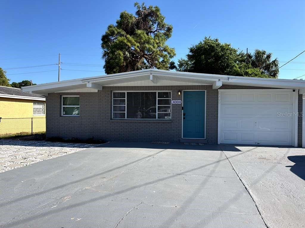 W Arch St, Tampa, FL 33607
