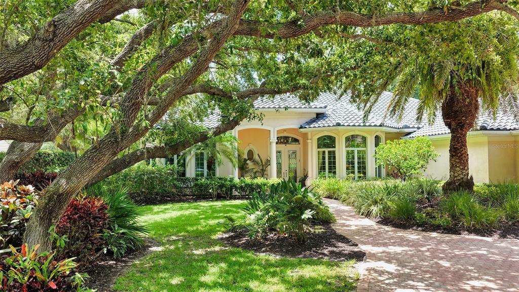 E Macewen Dr, Osprey, FL 34229