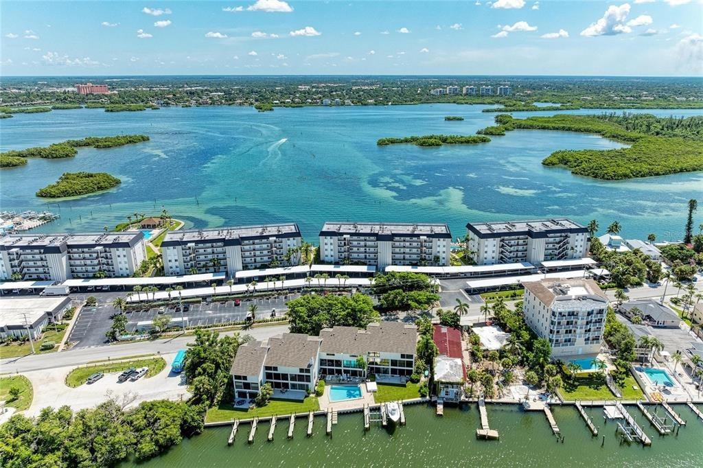 Midnight Pass Rd, Sarasota, FL 34242