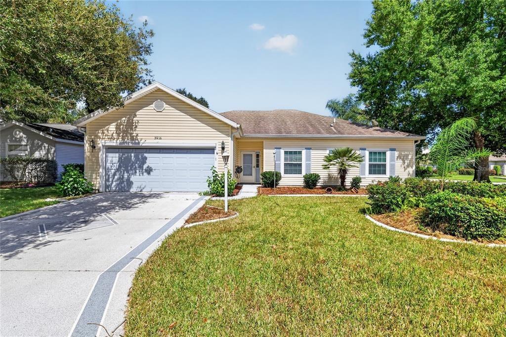 Manor Oaks Ct, Leesburg, FL 34748