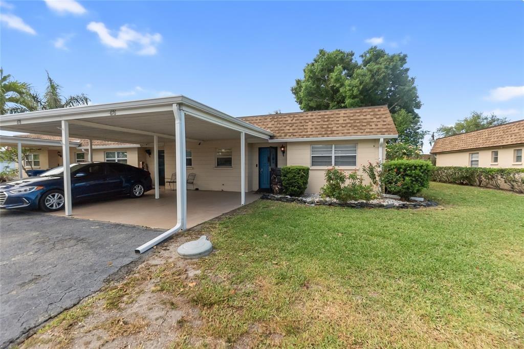 Park Cir, Bradenton, FL 34207