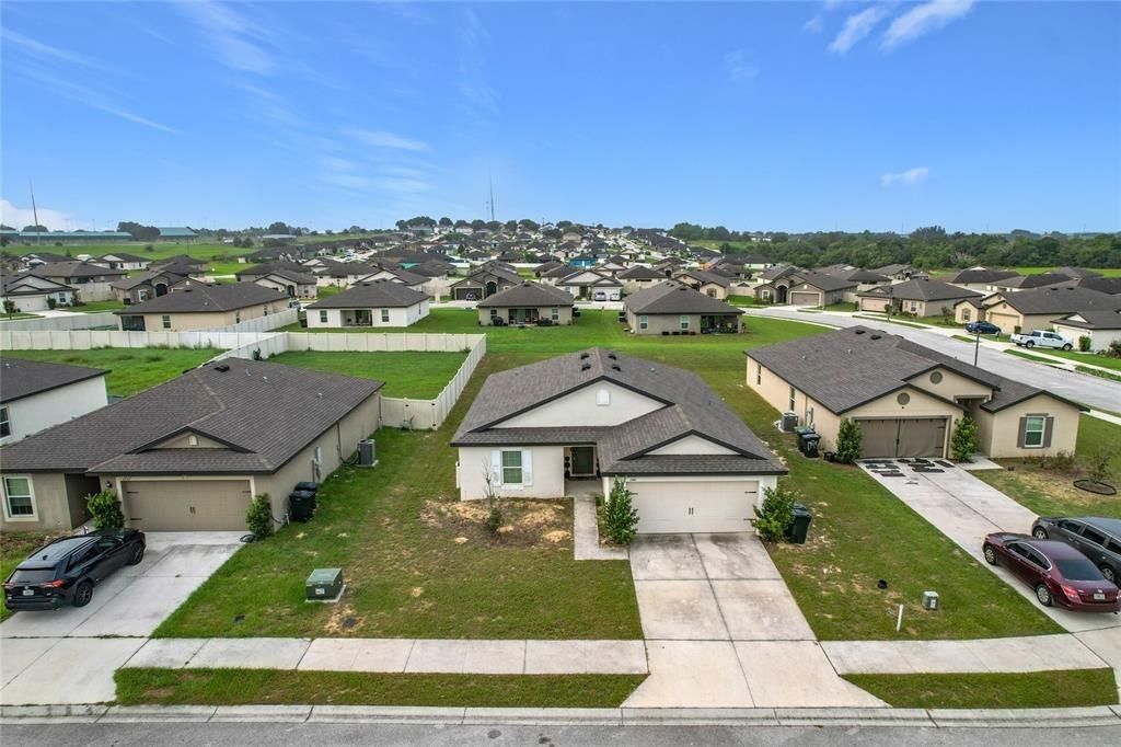 Canaan Loop, Dundee, FL 33838