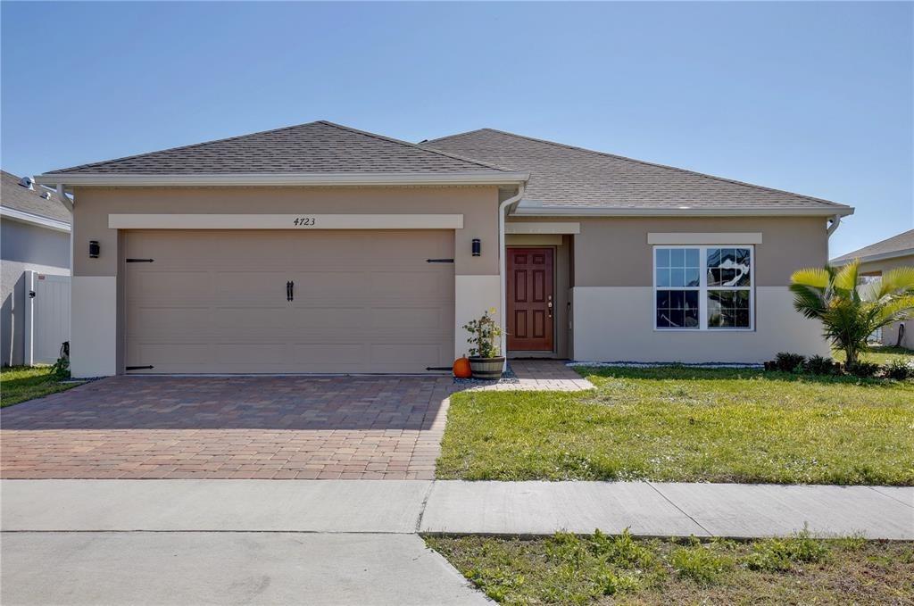 Marcos Cir, Kissimmee, FL 34758