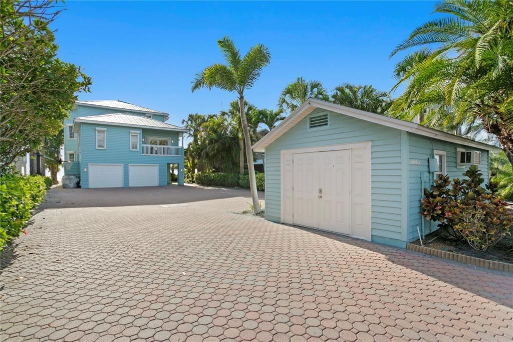 Gulf Blvd, Indian Shores, FL 33785