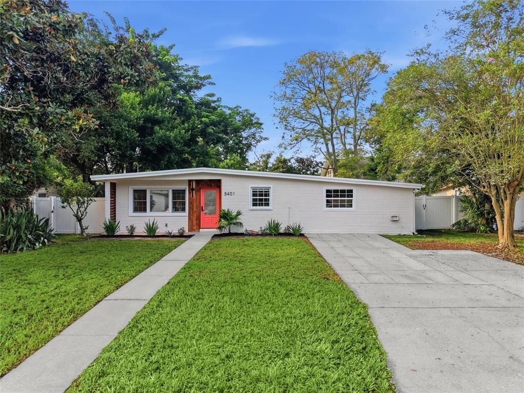 E 98th Ave, Temple Terrace, FL 33617