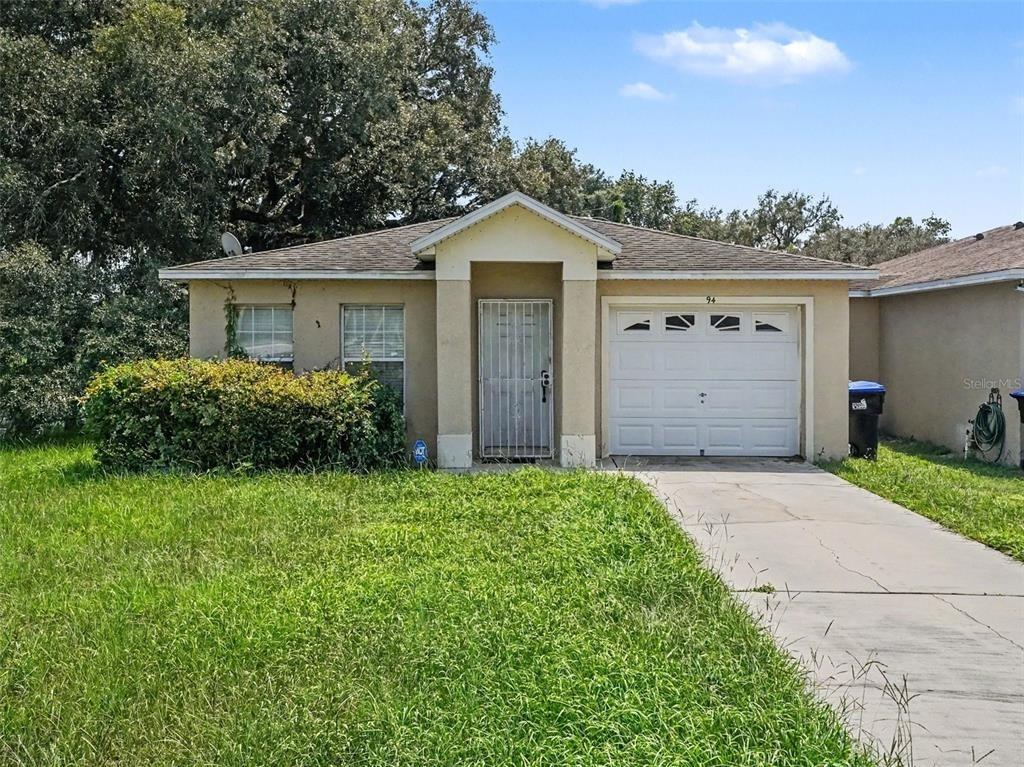 E 18th St, Apopka, FL 32703
