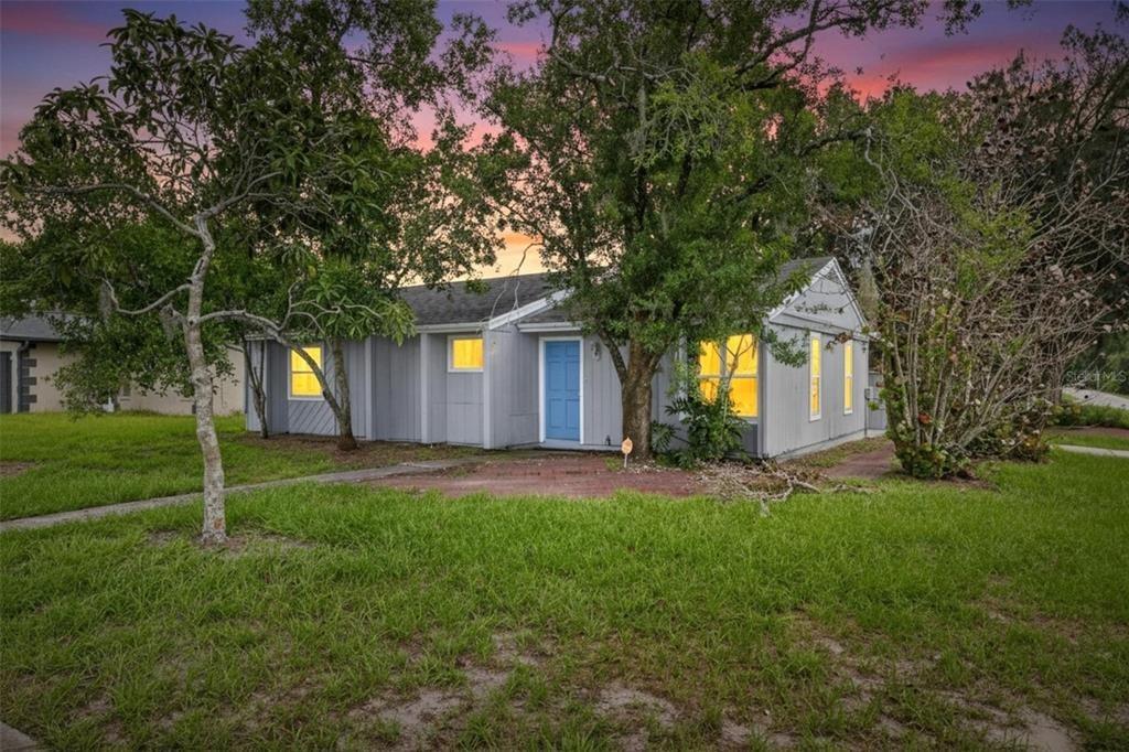 Whiteway Dr, Tampa, FL 33617