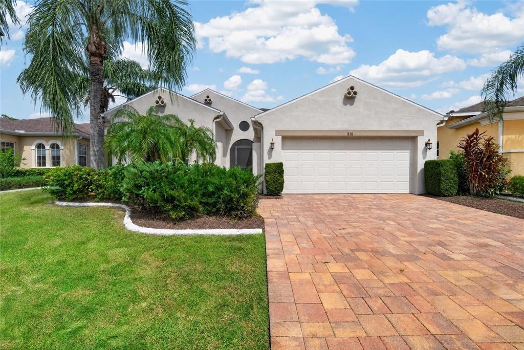 King Leon Way, Sun City Center, FL 33573