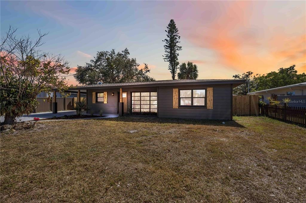 Wood St, Sarasota, FL 34237