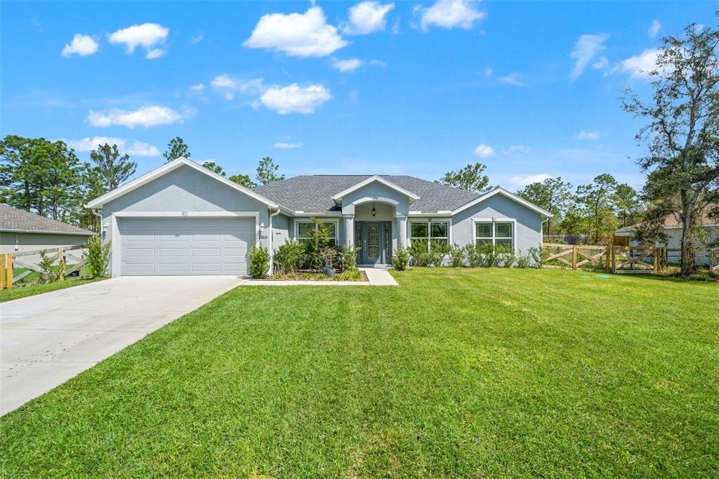 Phoenix Ave, Weeki Wachee, FL 34614