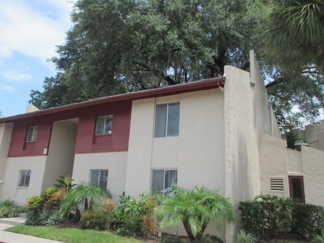 S Lake Dr, Tampa, FL 33614
