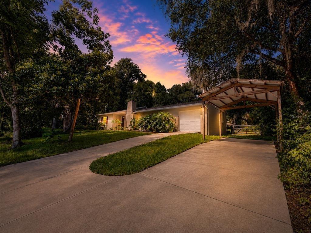Ruby Ave, Deland, FL 32724