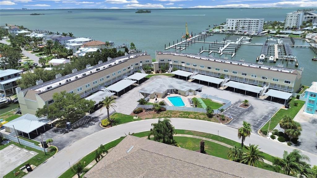 S Paula Dr, Dunedin, FL 34698