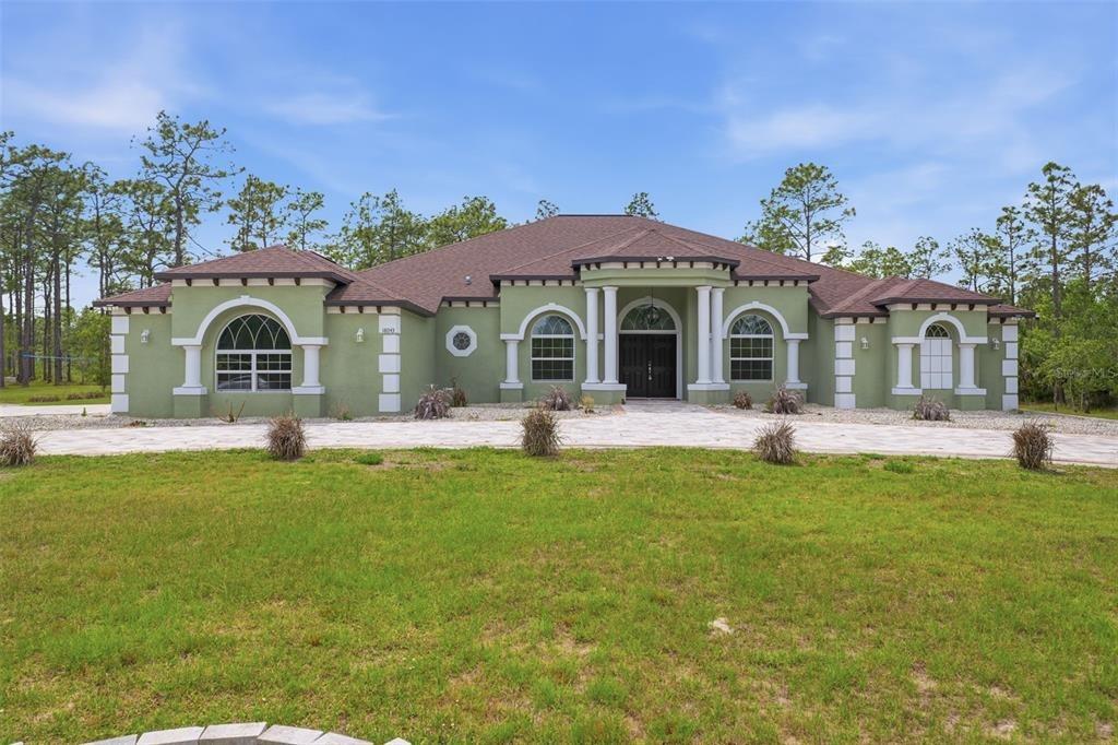 Palmdale Rd, Weeki Wachee, FL 34614