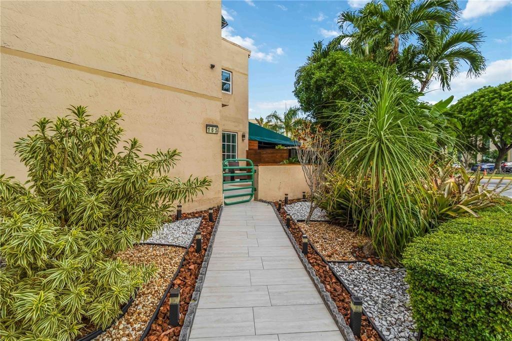 Sw 19th Ln, Miami, FL 33175
