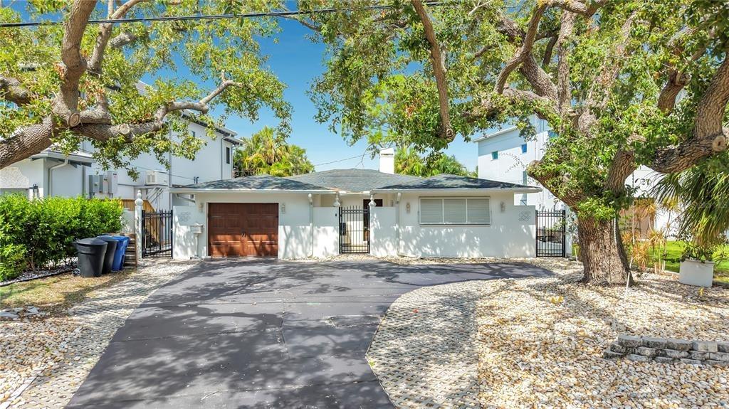 Shore Acres Blvd Ne, Saint Petersburg, FL 33703