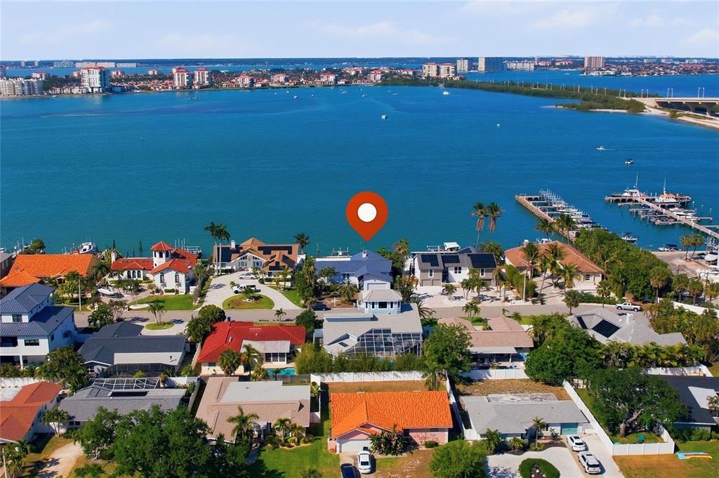 1st St W, Saint Petersburg, FL 33715