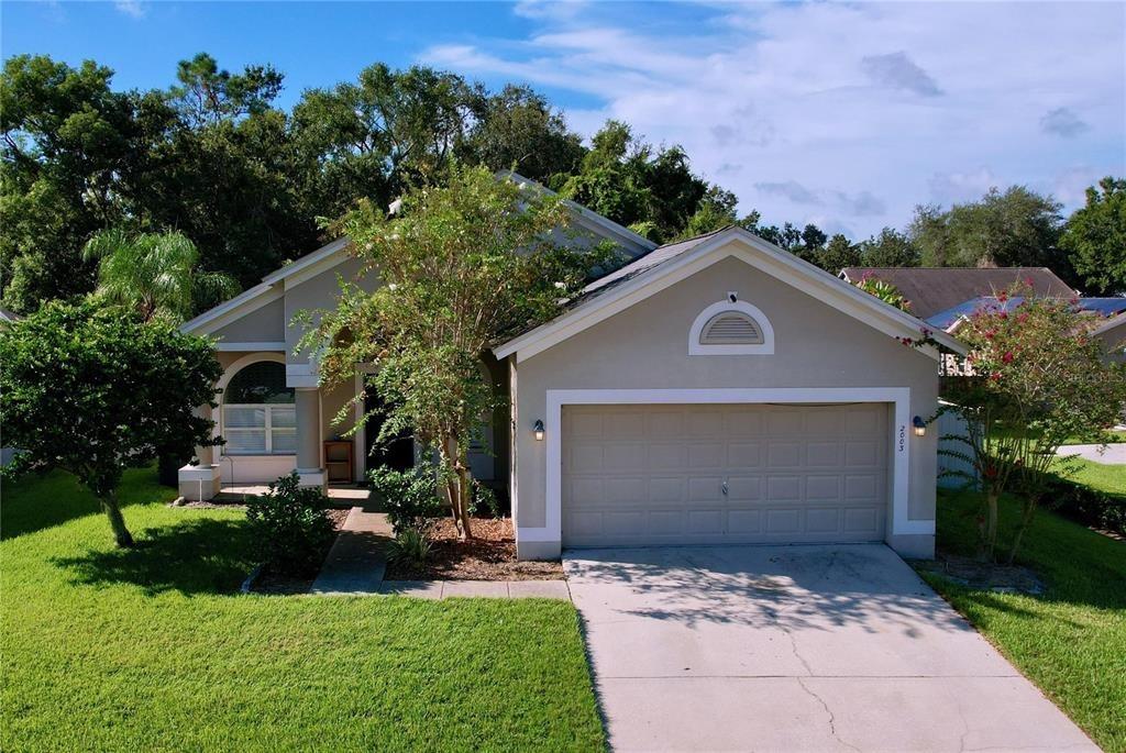 Leichester St, Valrico, FL 33594