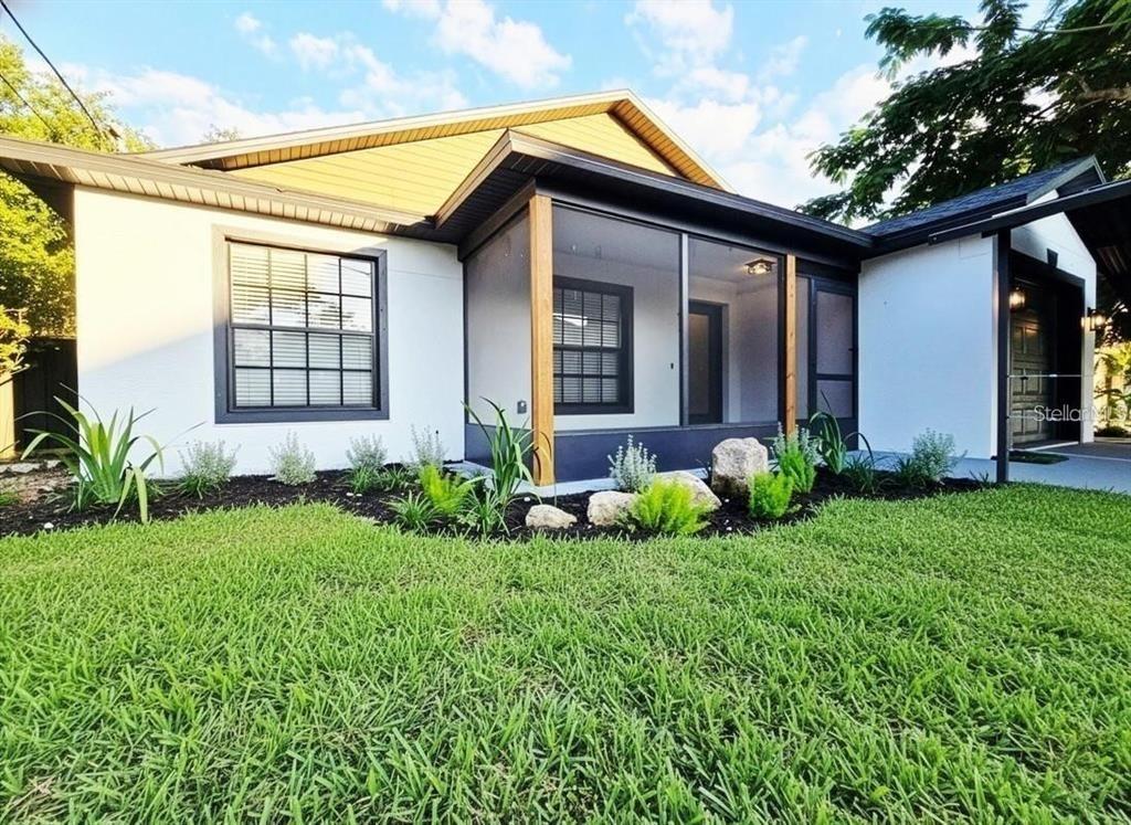 1st Ave, Altamonte Springs, FL 32714