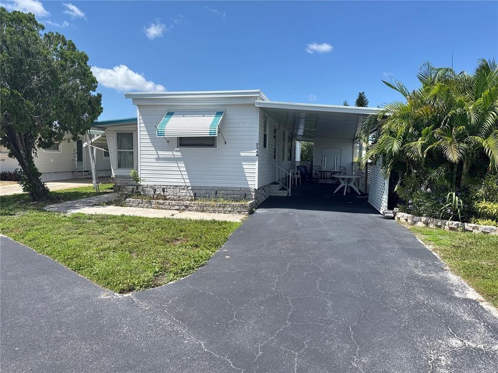 Mount Georgetown Dr Ne, Saint Petersburg, FL 33702