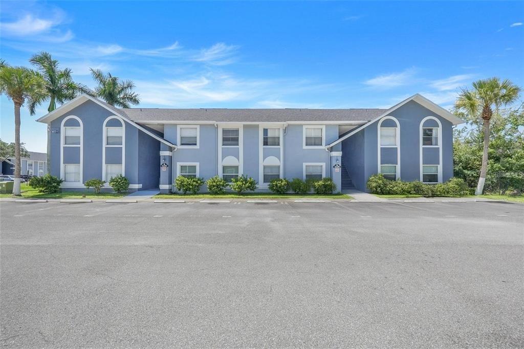 Pershing Pointe Pl, Orlando, FL 32822