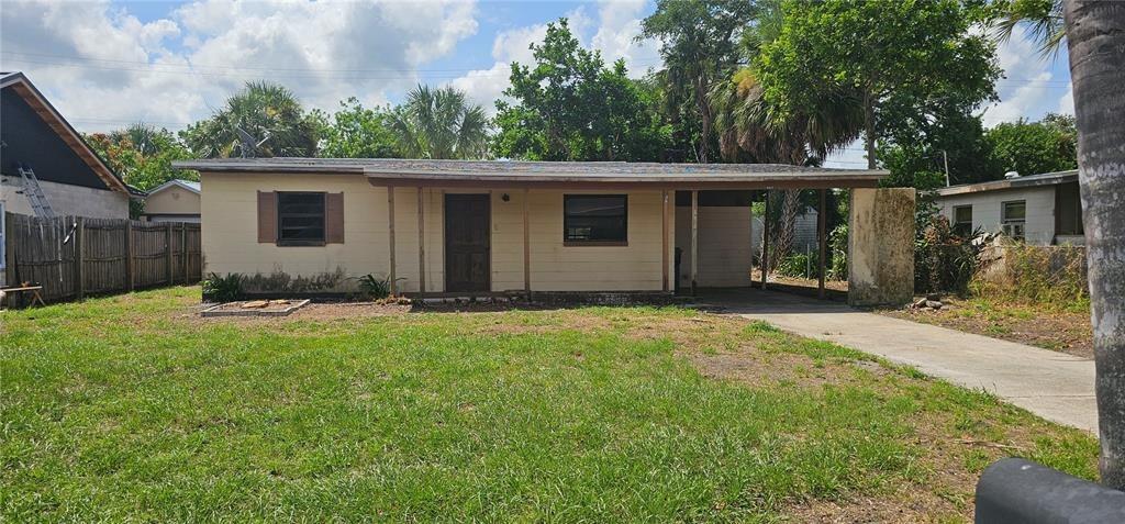 Flora Ter, Apollo Beach, FL 33572