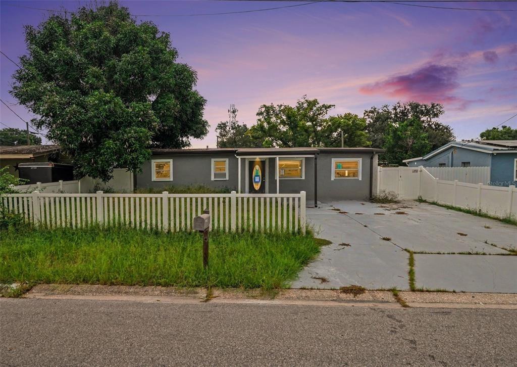 N Florence Ave, Tampa, FL 33612