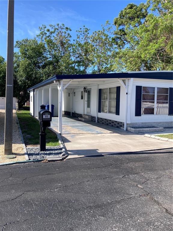 Tiki Dr, Holiday, FL 34691