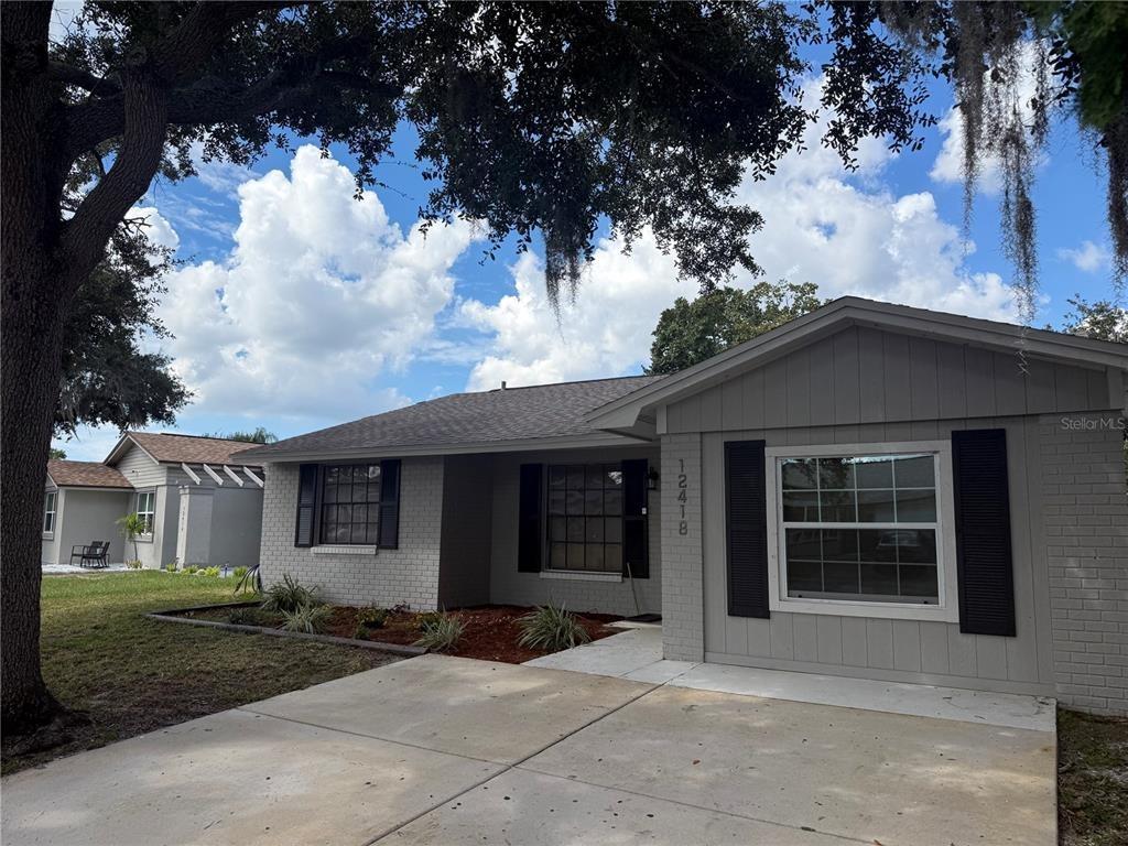 Queensland Ln, Tampa, FL 33625