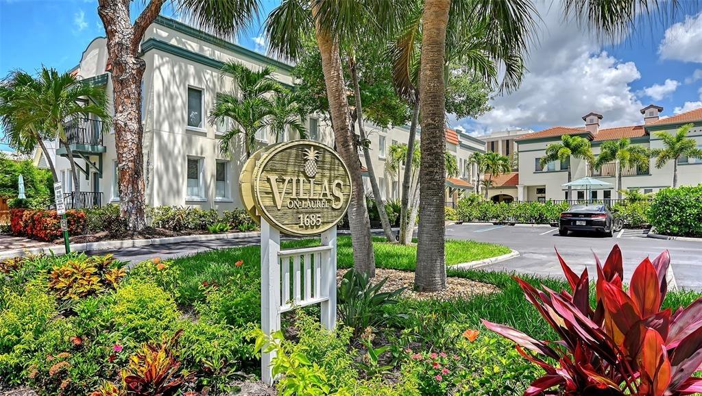Laurel St, Sarasota, FL 34236