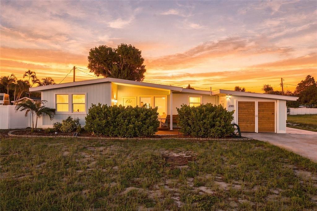 Alcazar Way S, Saint Petersburg, FL 33712