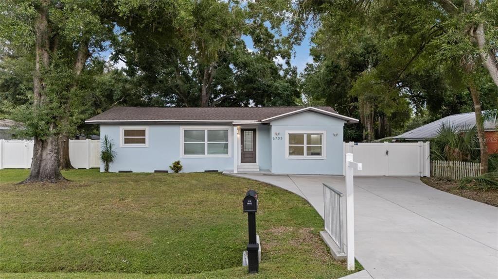 N Boulevard, Tampa, FL 33604