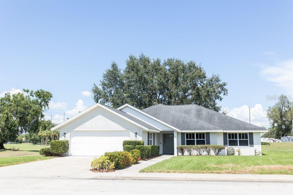 Oaks Bnd, Bowling Green, FL 33834