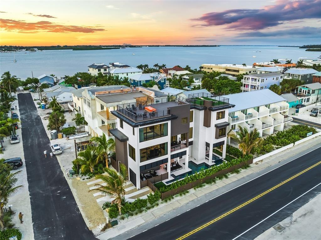 7th St S, Bradenton Beach, FL 34217